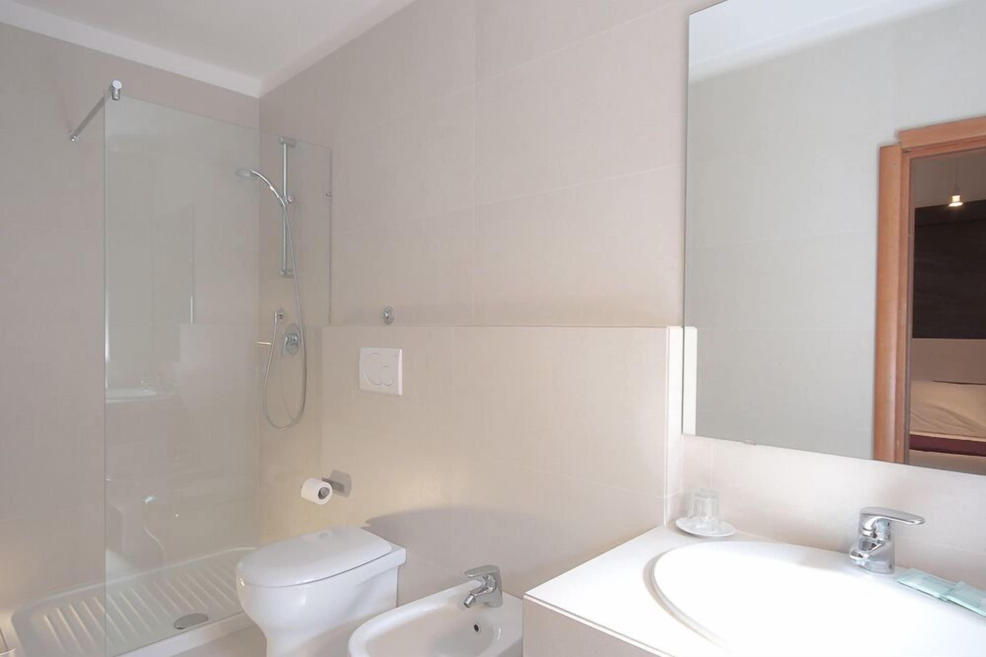 Genius Hotel Downtown Milano Ngoại thất bức ảnh